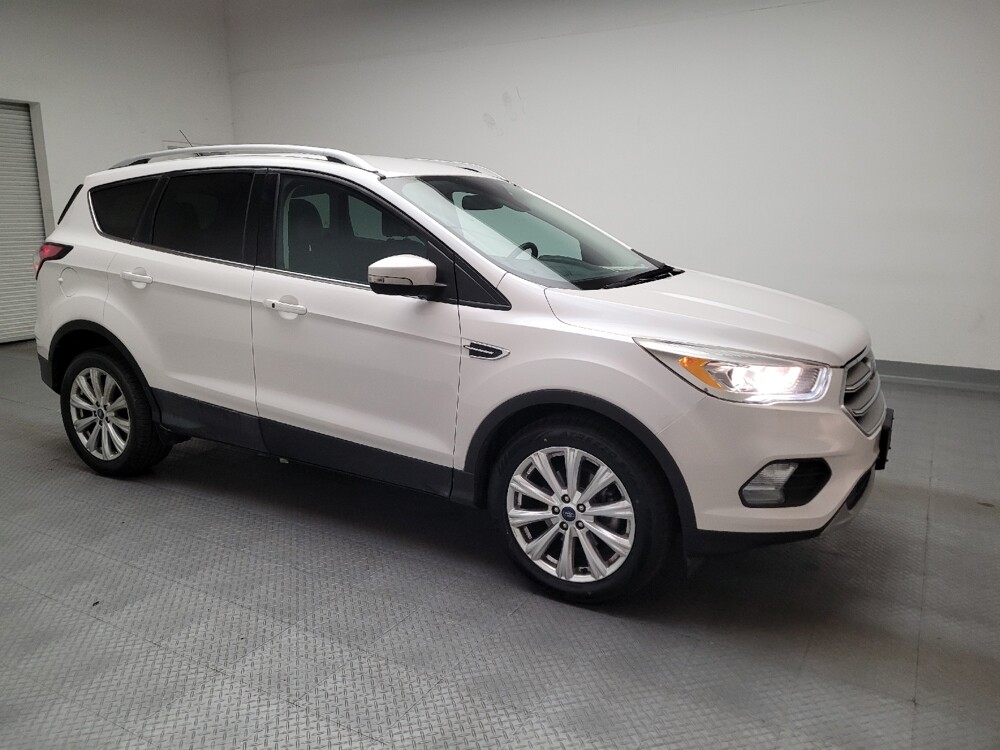 2017 Ford Escape in Montclair, CA 91763 - 18088476 11