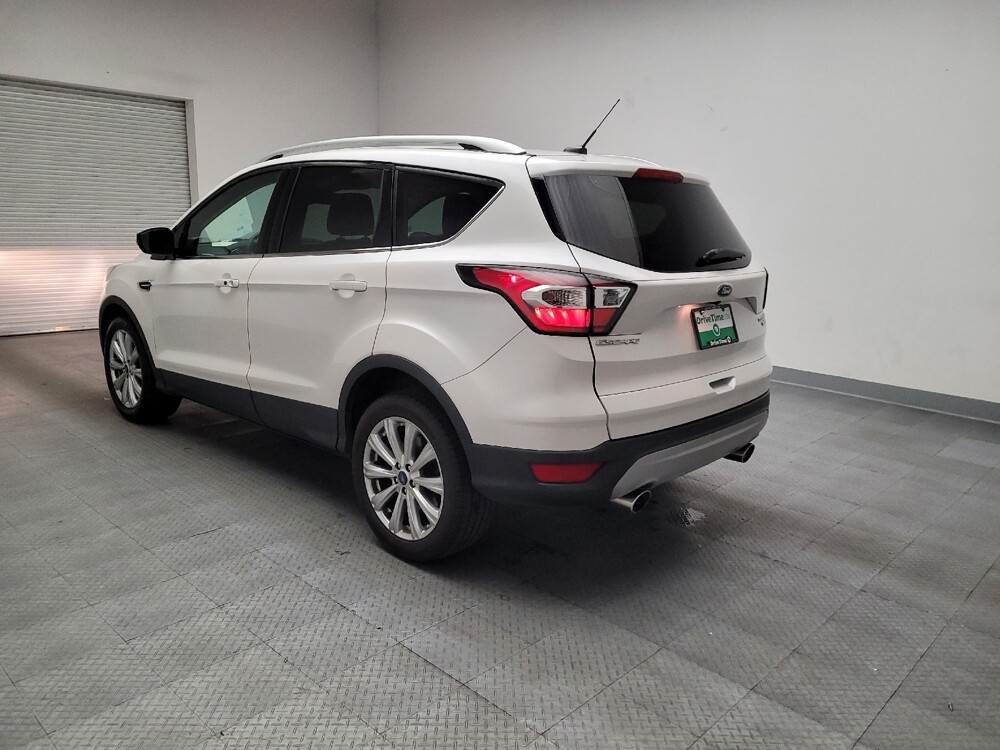2017 Ford Escape in Montclair, CA 91763 - 18088476 5