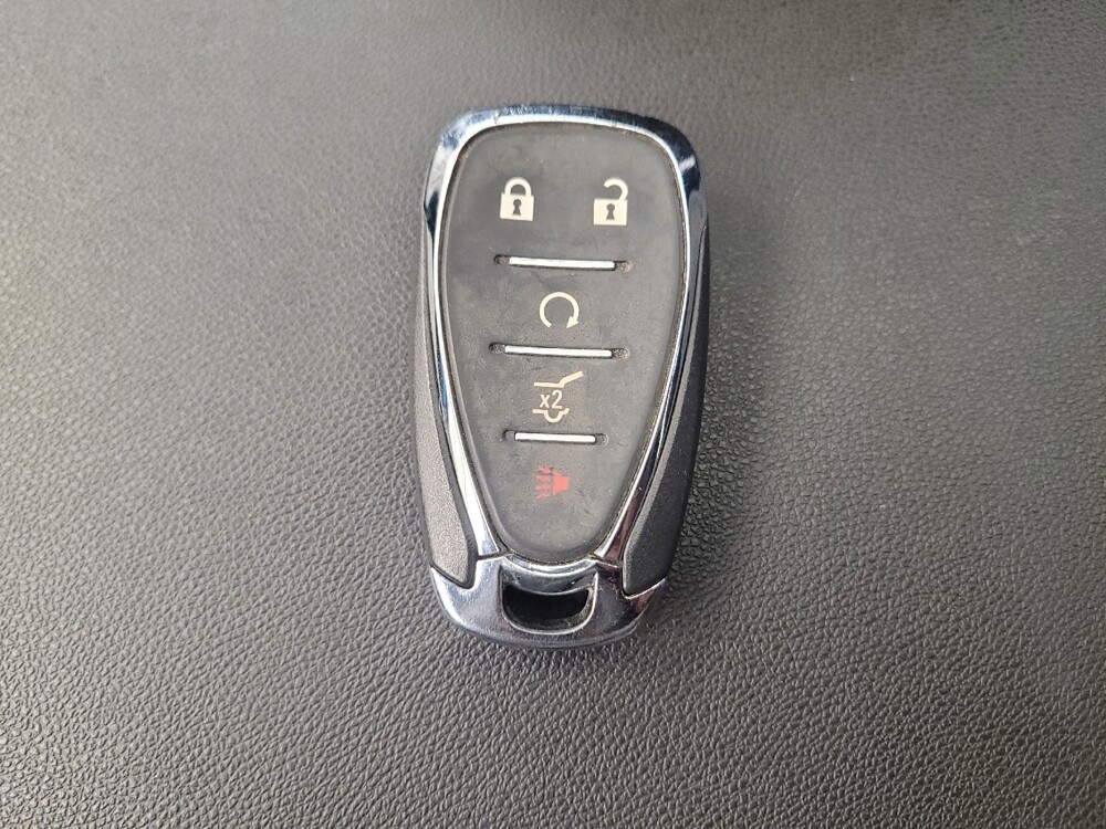 2018 Chevrolet Equinox in Downey, CA 90241 - 18088480 32