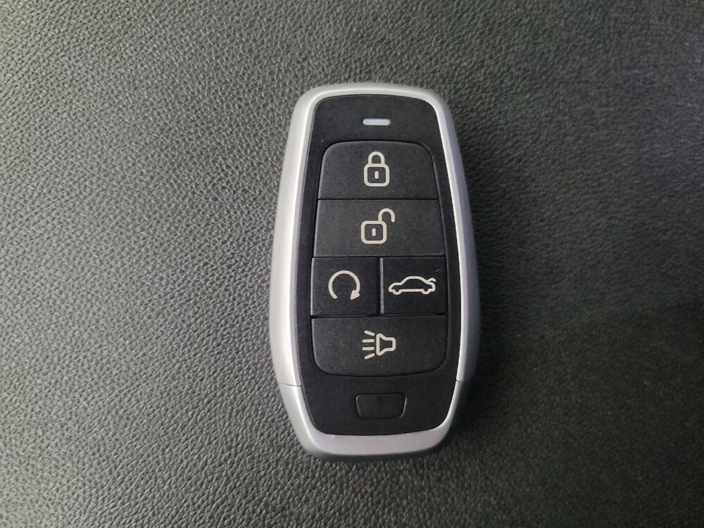 2021 Chevrolet Equinox in Jackson, MS 39211 - 18088491 32