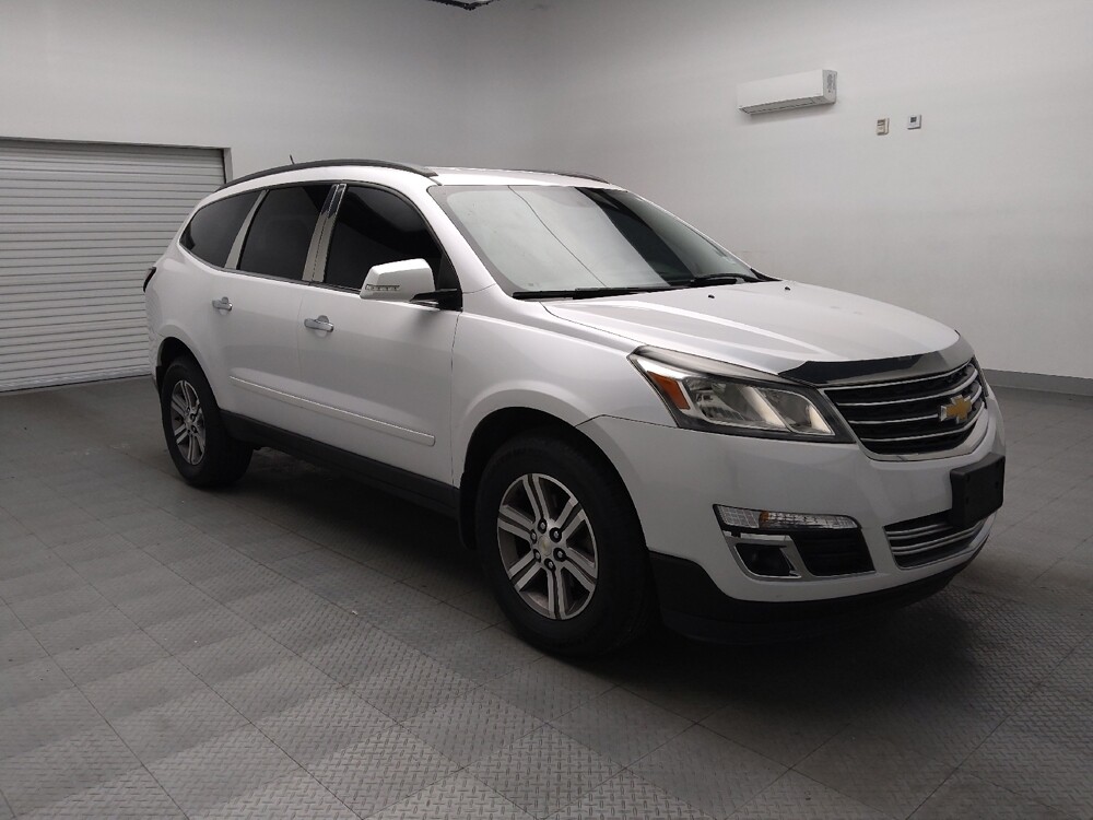2017 Chevrolet Traverse in Tulsa, OK 74145 - 18088499 13