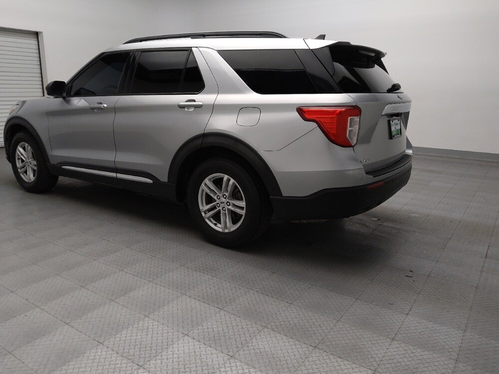 2021 Ford Explorer in Arlington, TX 76011 - 18088500 5