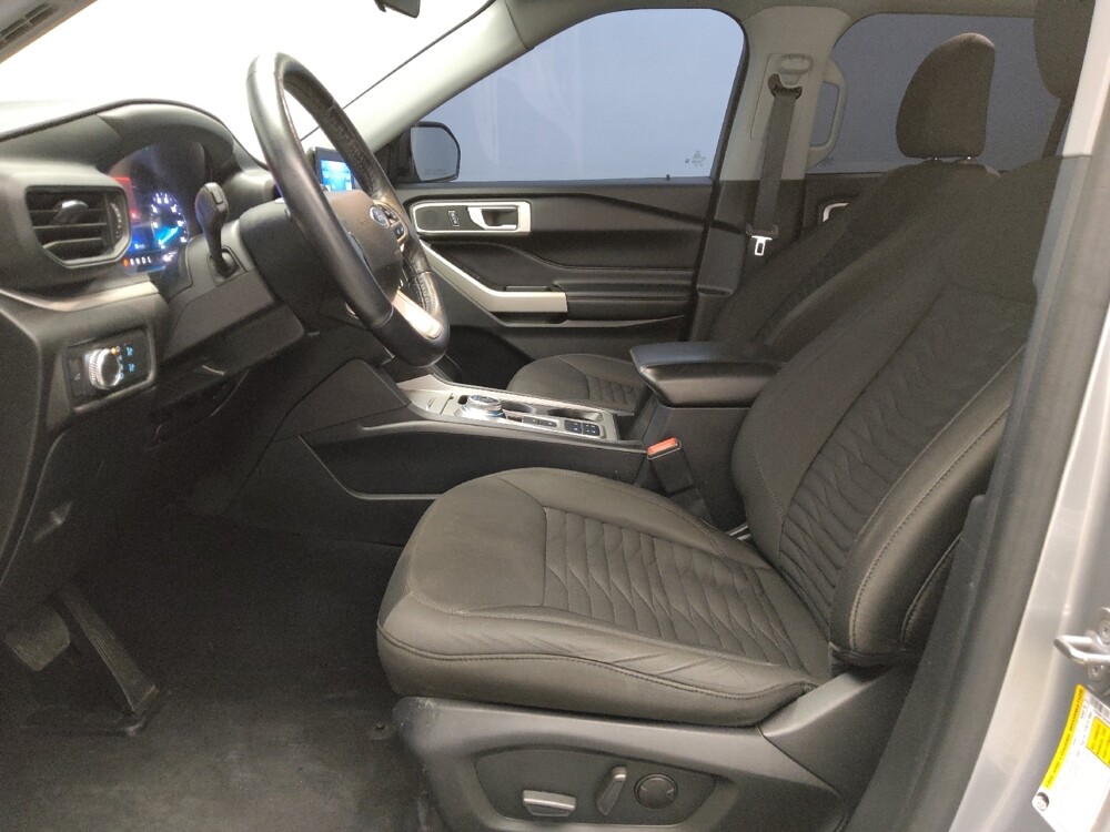 2021 Ford Explorer in Arlington, TX 76011 - 18088500 17