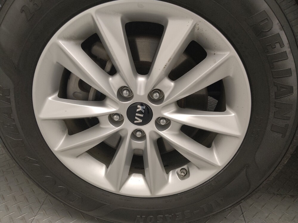 2020 Kia Sorento in Fort Worth, TX 76116 - 18088502 31