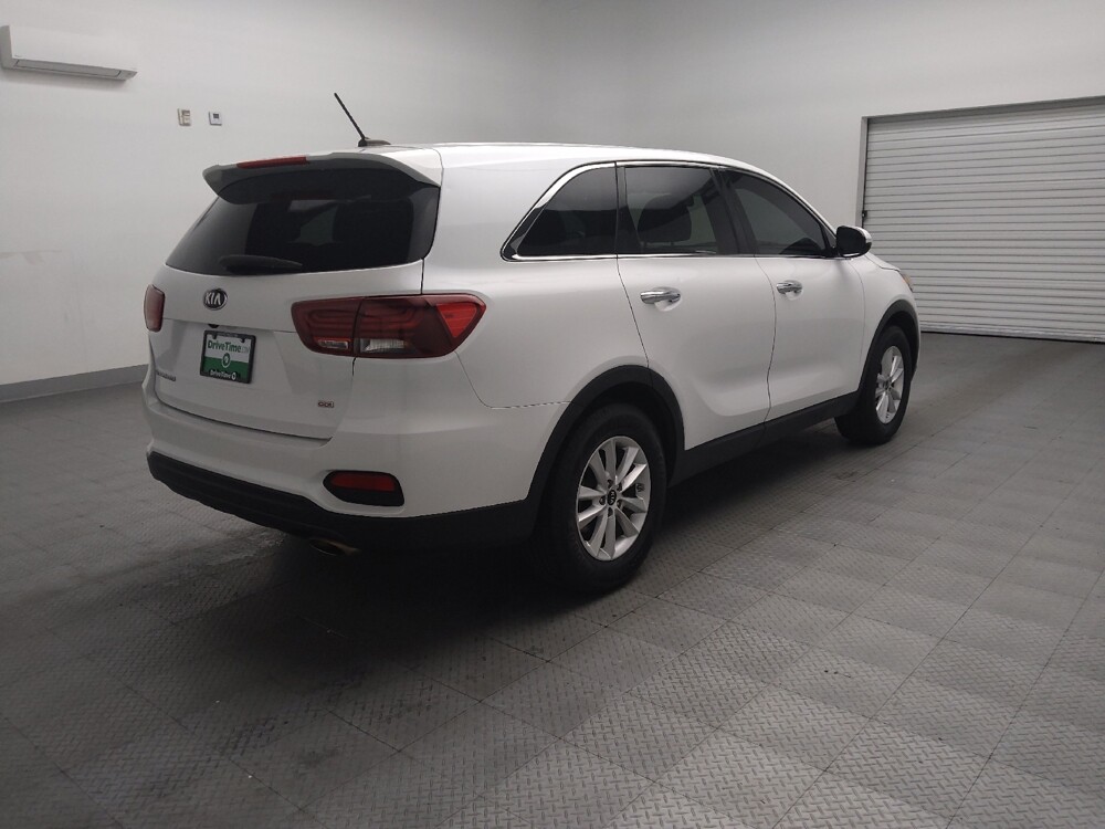 2020 Kia Sorento in Fort Worth, TX 76116 - 18088502 9