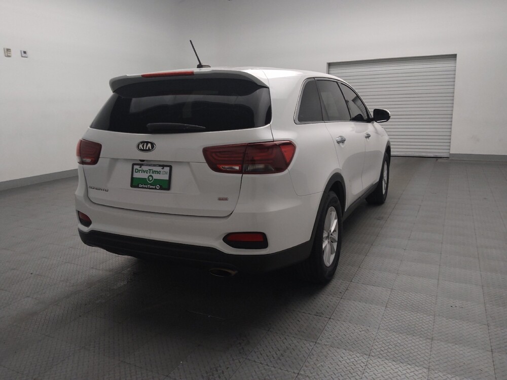 2020 Kia Sorento in Fort Worth, TX 76116 - 18088502 7