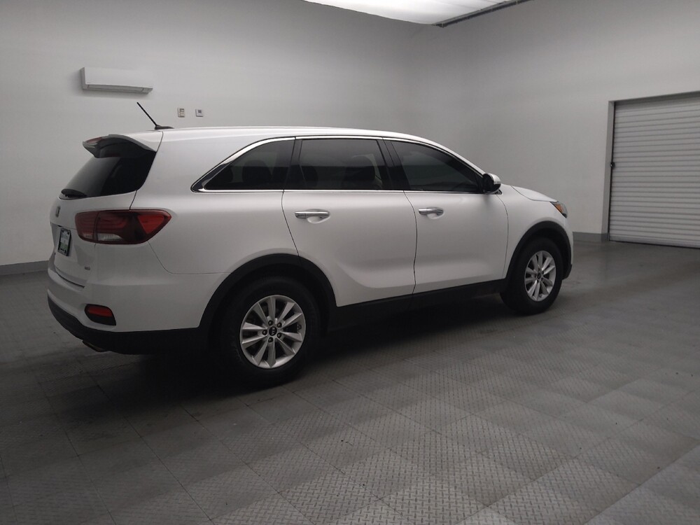 2020 Kia Sorento in Fort Worth, TX 76116 - 18088502 10