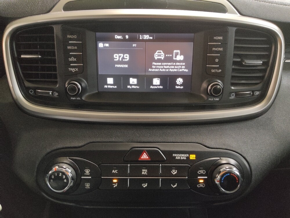 2020 Kia Sorento in Fort Worth, TX 76116 - 18088502 25