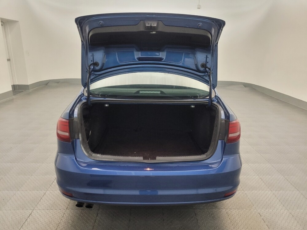 2018 Volkswagen Jetta in Phoenix, AZ 85015 - 18088507 29