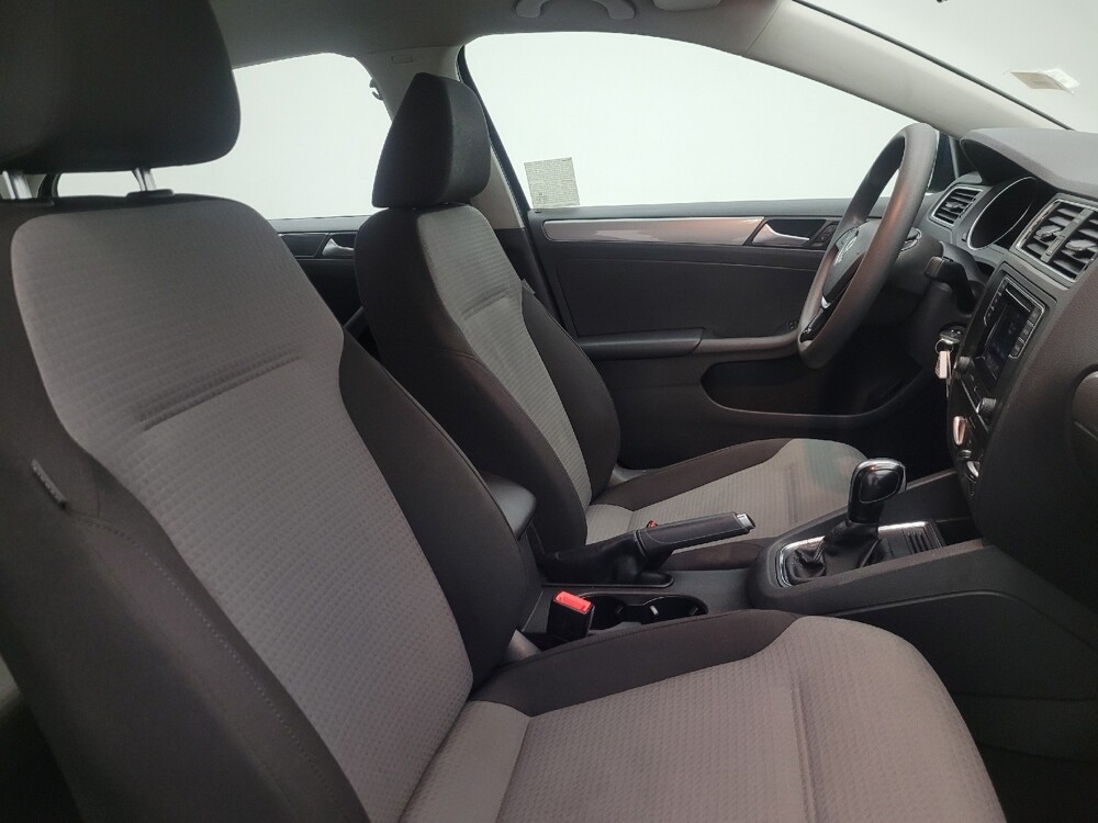 2018 Volkswagen Jetta in Phoenix, AZ 85015 - 18088507 21