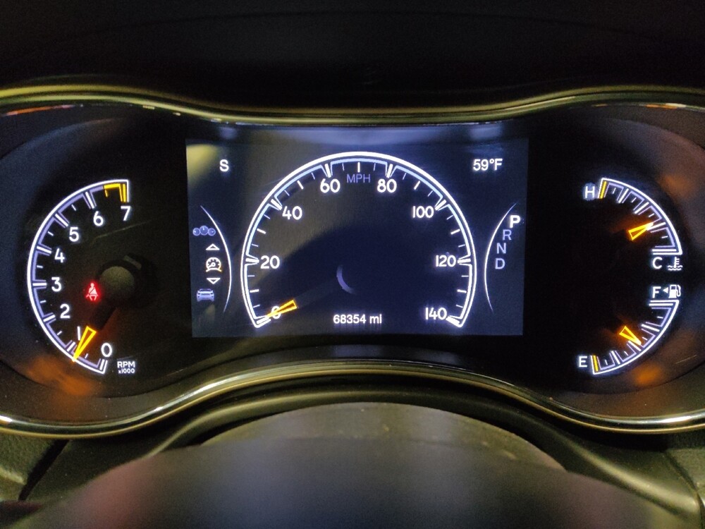 2016 Jeep Grand Cherokee in Phoenix, AZ 85015 - 18088509 23