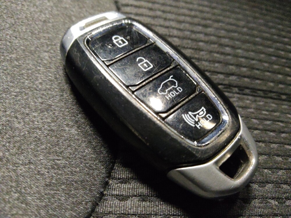 2020 Hyundai Santa Fe in Tucson, AZ 85705 - 18088511 32