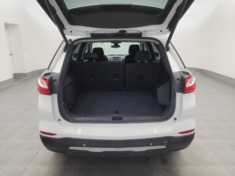 2020 Chevrolet Equinox in Glendale, AZ 85301 - 18088515 29