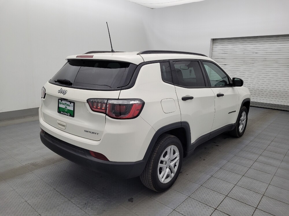 2018 Jeep Compass in Tampa, FL 33612 - 18088519 9