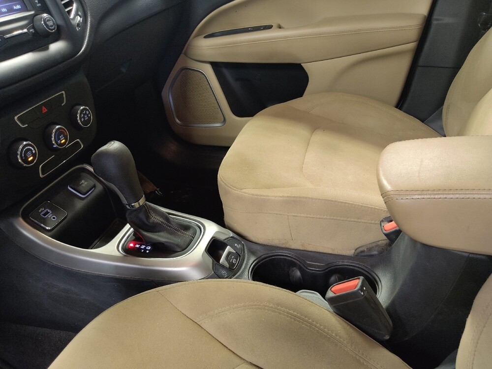 2018 Jeep Compass in Tampa, FL 33612 - 18088519 26