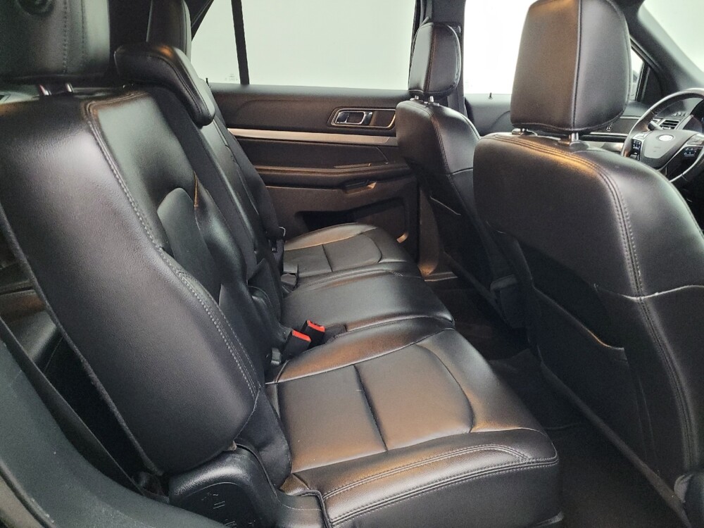 2018 Ford Explorer in Tampa, FL 33612 - 18088521 19