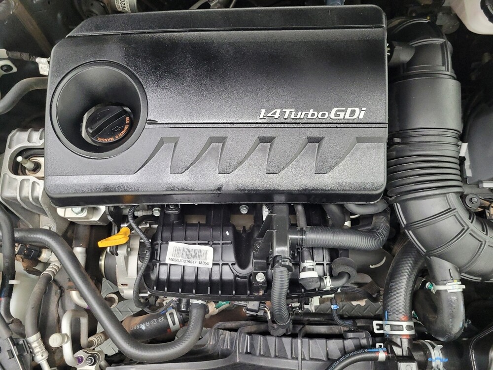 2020 Hyundai Elantra in Reno, NV 89502 - 18088527 30