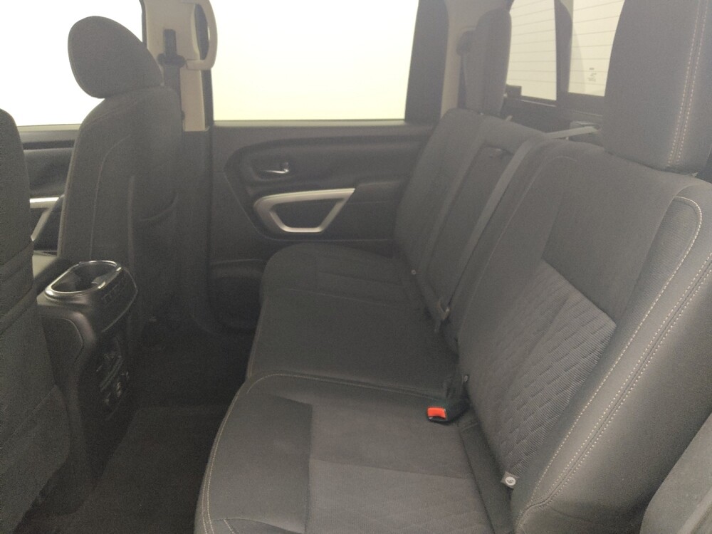 2019 Nissan Titan in Gainesville, FL 32609 - 18088532 18