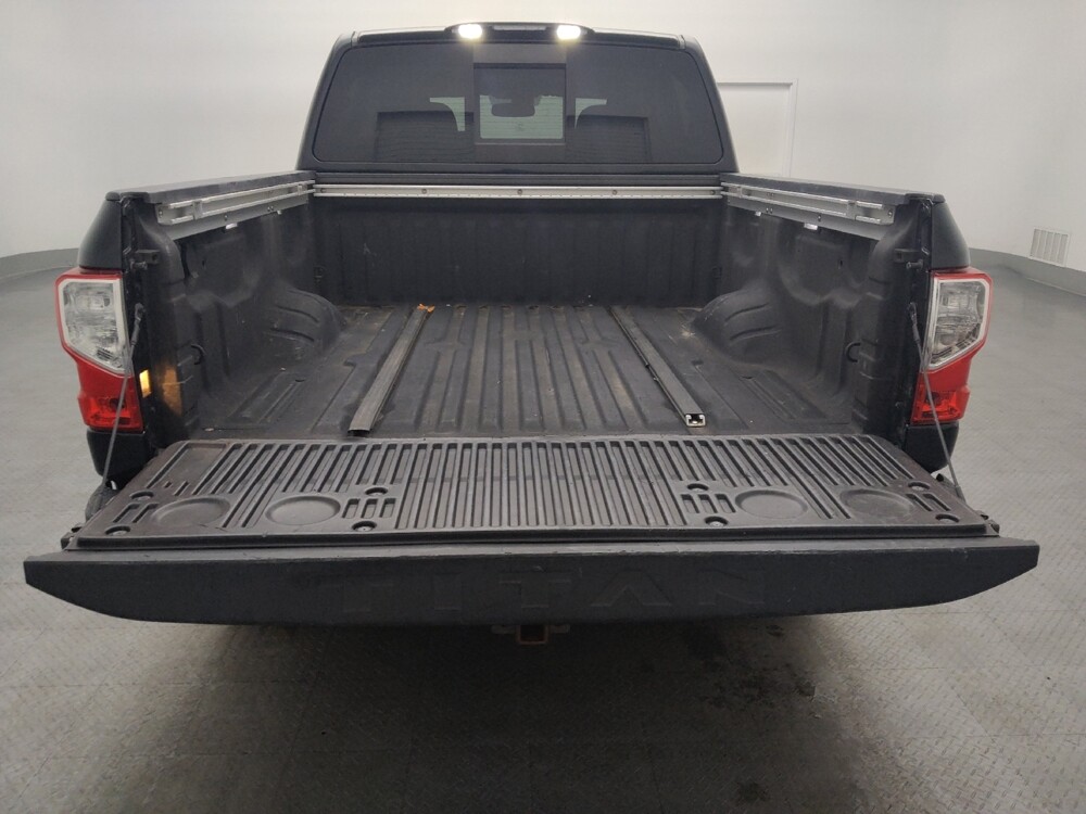 2019 Nissan Titan in Gainesville, FL 32609 - 18088532 29