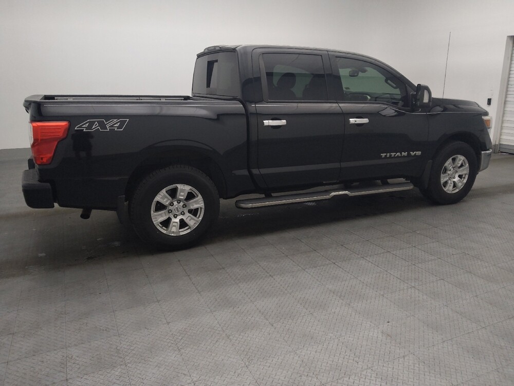 2019 Nissan Titan in Gainesville, FL 32609 - 18088532 10