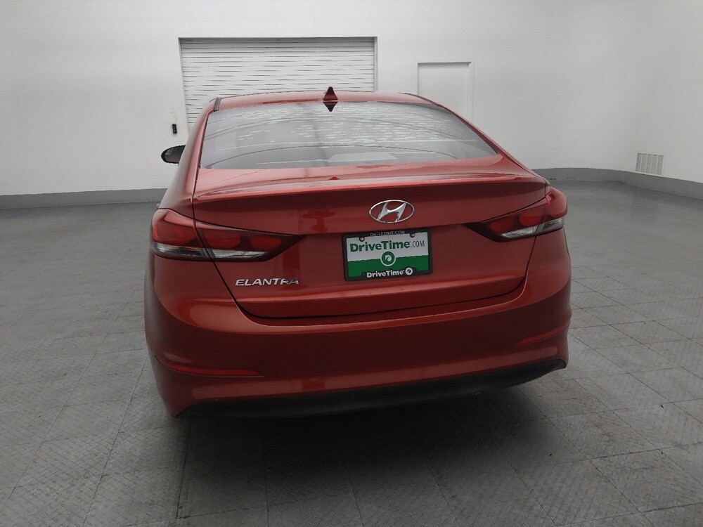 2017 Hyundai Elantra in Orlando, FL 32808 - 18088533 6