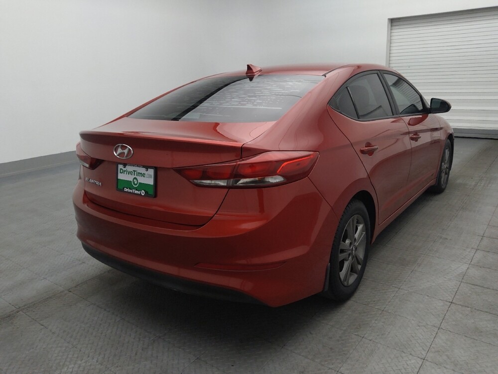 2017 Hyundai Elantra in Orlando, FL 32808 - 18088533 9