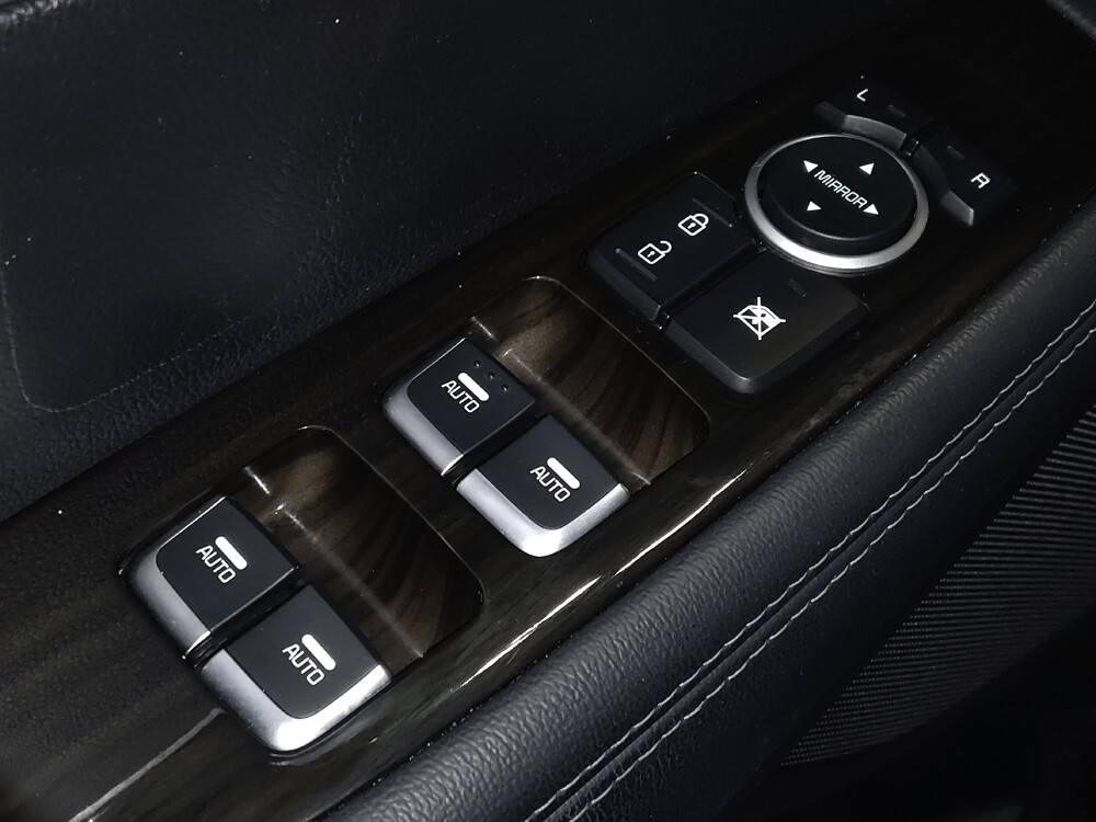 2019 Kia Sorento in Orlando, FL 32808 - 18088535 27