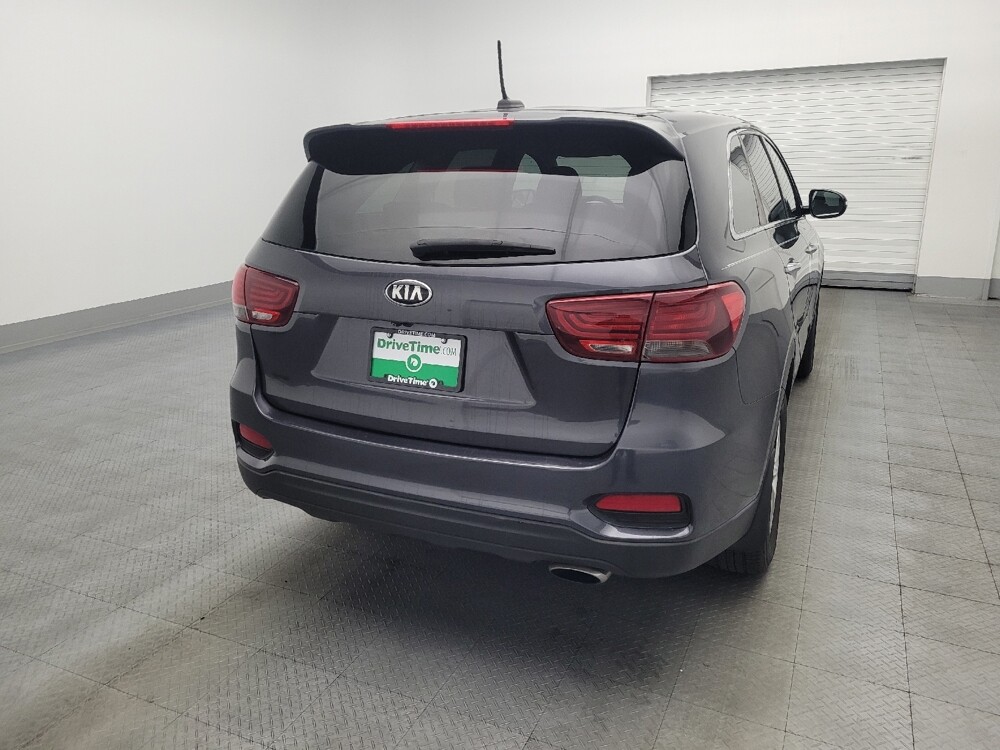 2019 Kia Sorento in Orlando, FL 32808 - 18088535 7