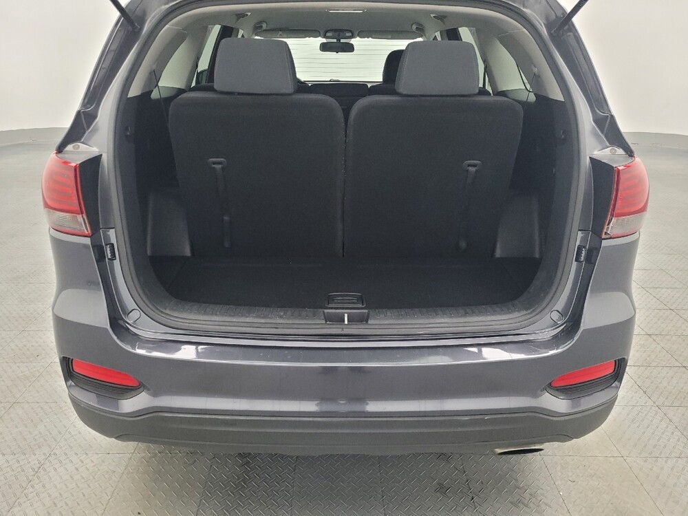 2019 Kia Sorento in Orlando, FL 32808 - 18088535 29