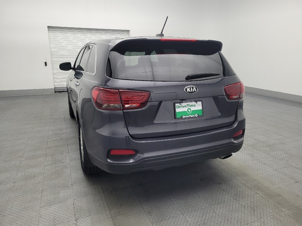 2019 Kia Sorento in Orlando, FL 32808 - 18088535 6