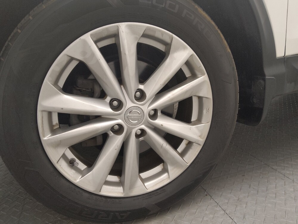 2018 Nissan Rogue Sport in Orlando, FL 32808 - 18088539 30