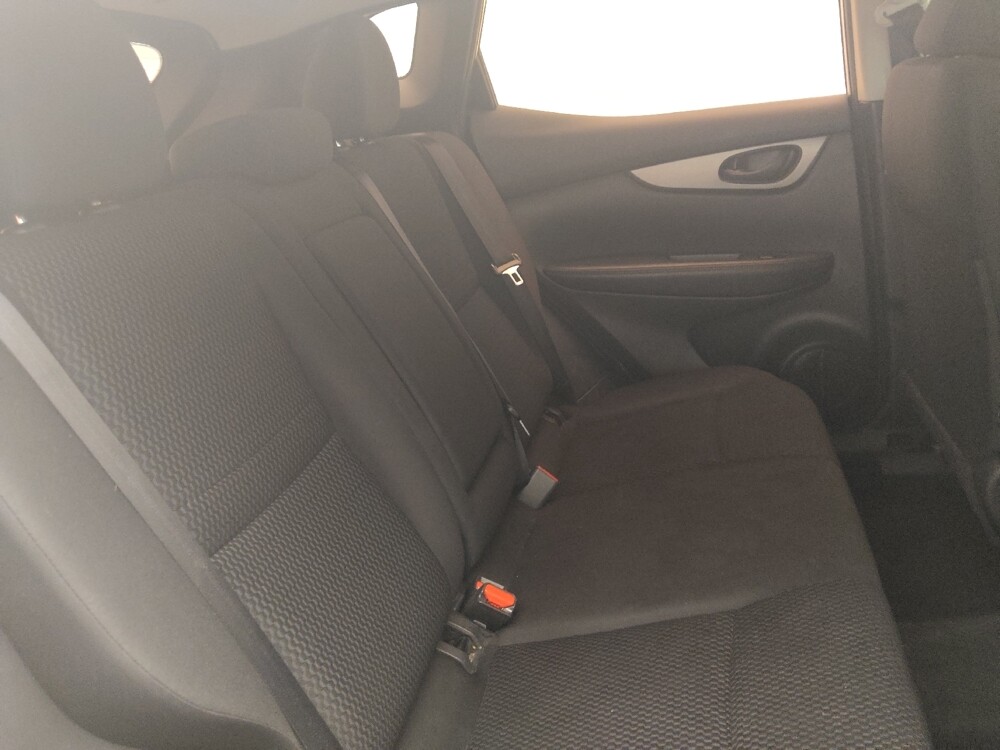 2018 Nissan Rogue Sport in Orlando, FL 32808 - 18088539 19