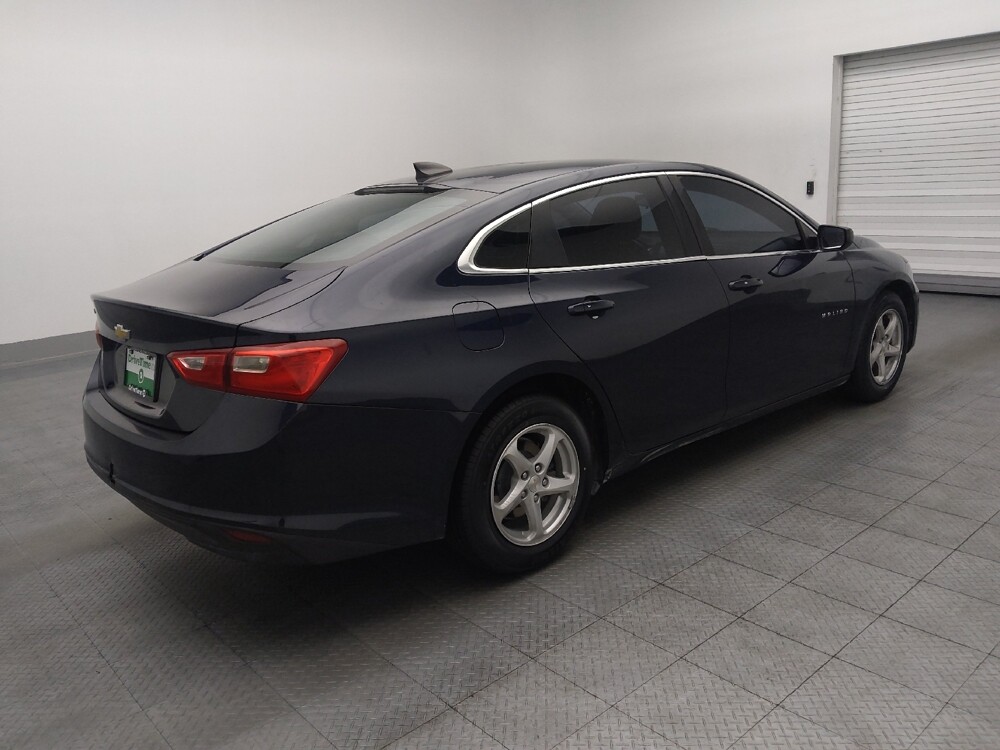 2018 Chevrolet Malibu in Mobile, AL 36606 - 18088542 10