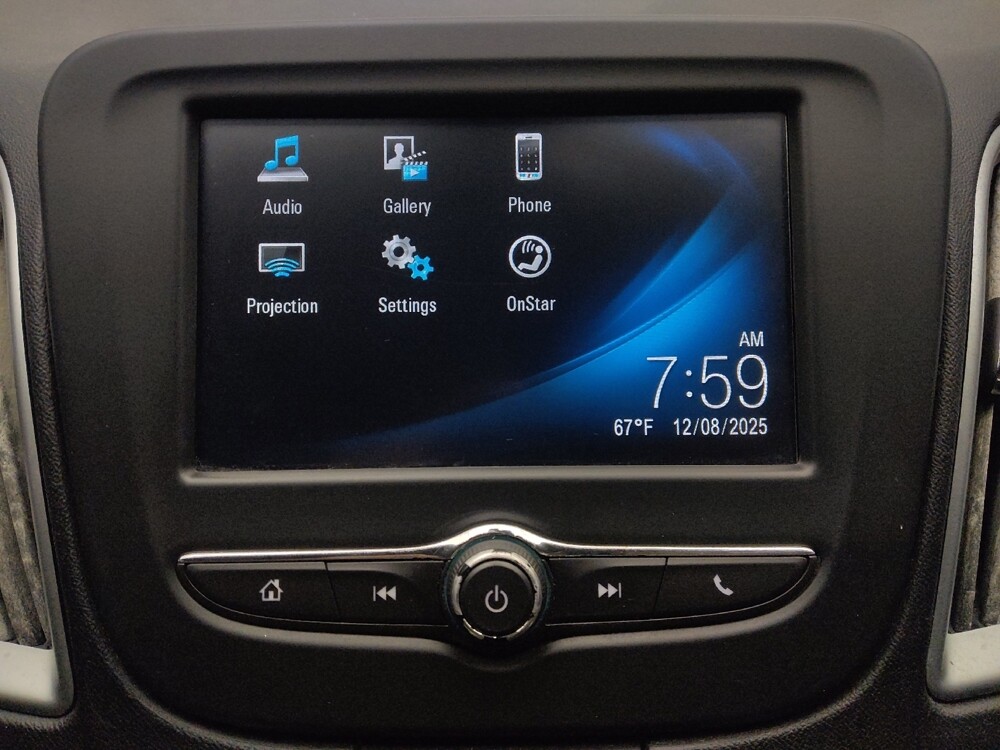 2018 Chevrolet Malibu in Mobile, AL 36606 - 18088542 25