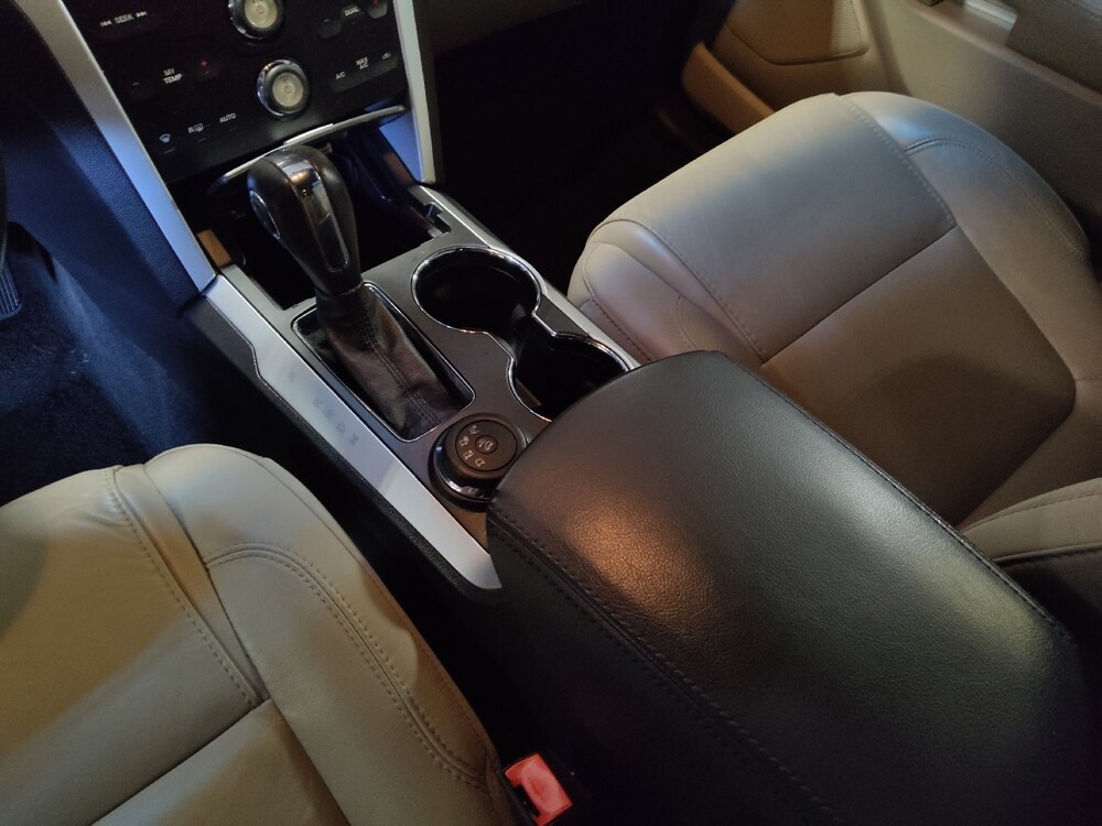 2015 Ford Explorer in Orlando, FL 32808 - 18088546 26