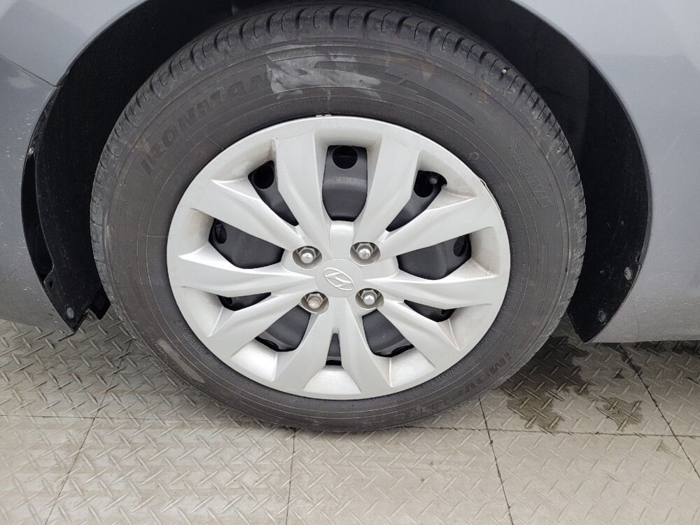 2020 Hyundai Accent in Raleigh, NC 27604 - 18088561 31