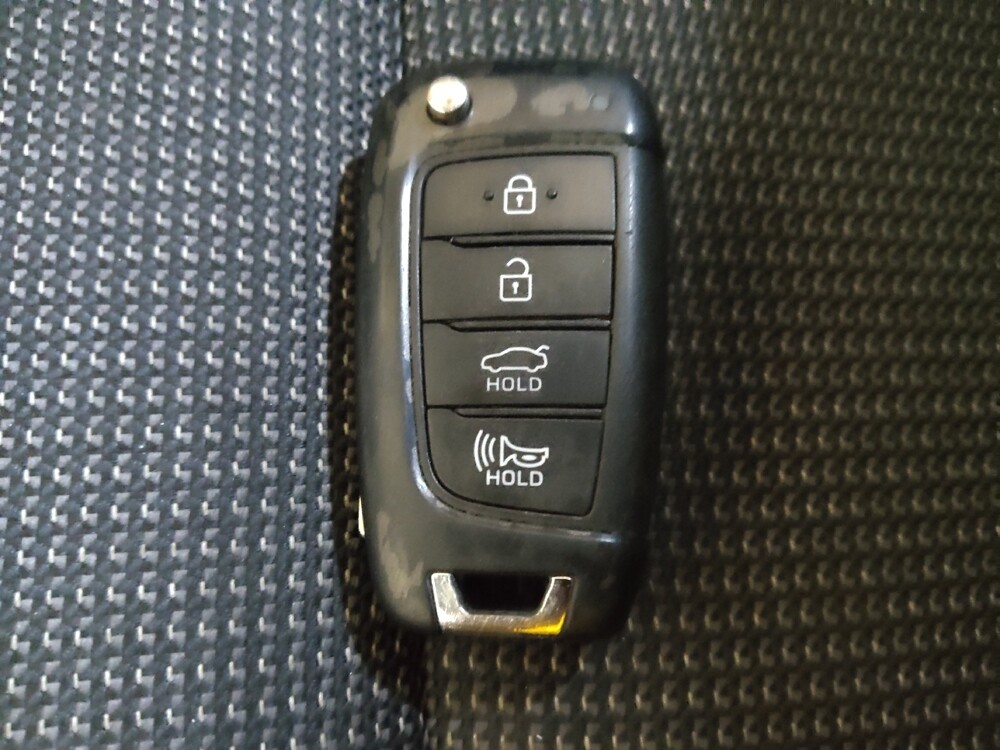 2020 Hyundai Accent in Raleigh, NC 27604 - 18088561 32