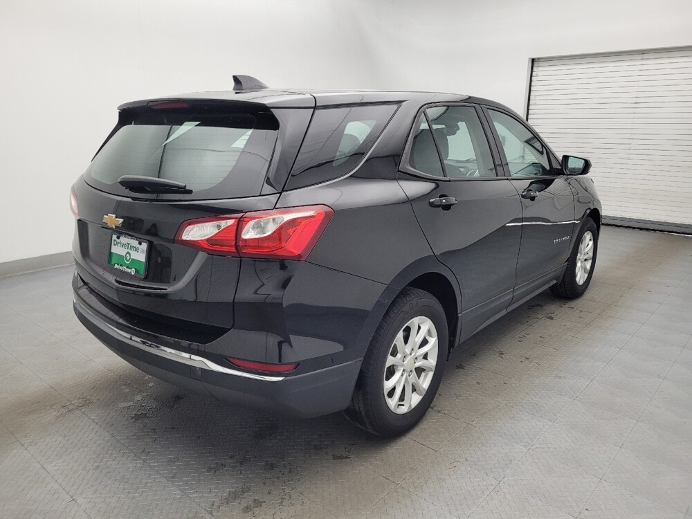 2018 Chevrolet Equinox in Raleigh, NC 27604 - 18088564 9
