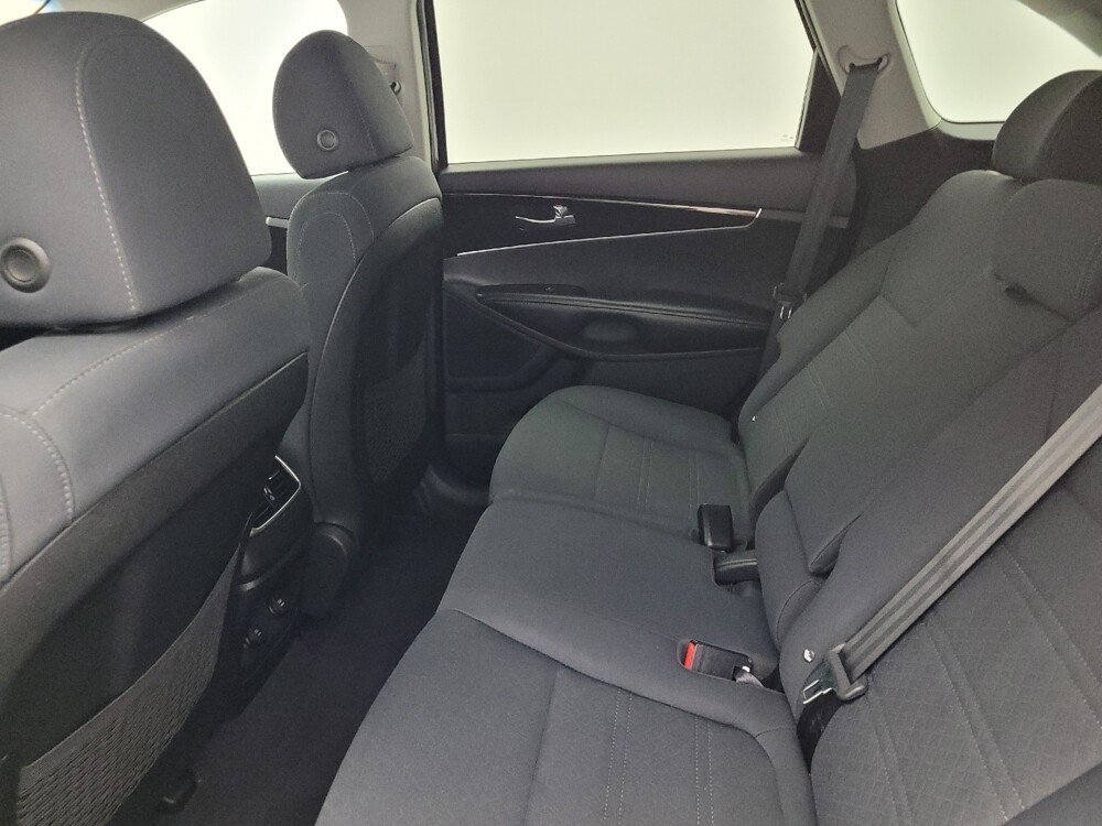 2019 Kia Sorento in Raleigh, NC 27604 - 18088568 18