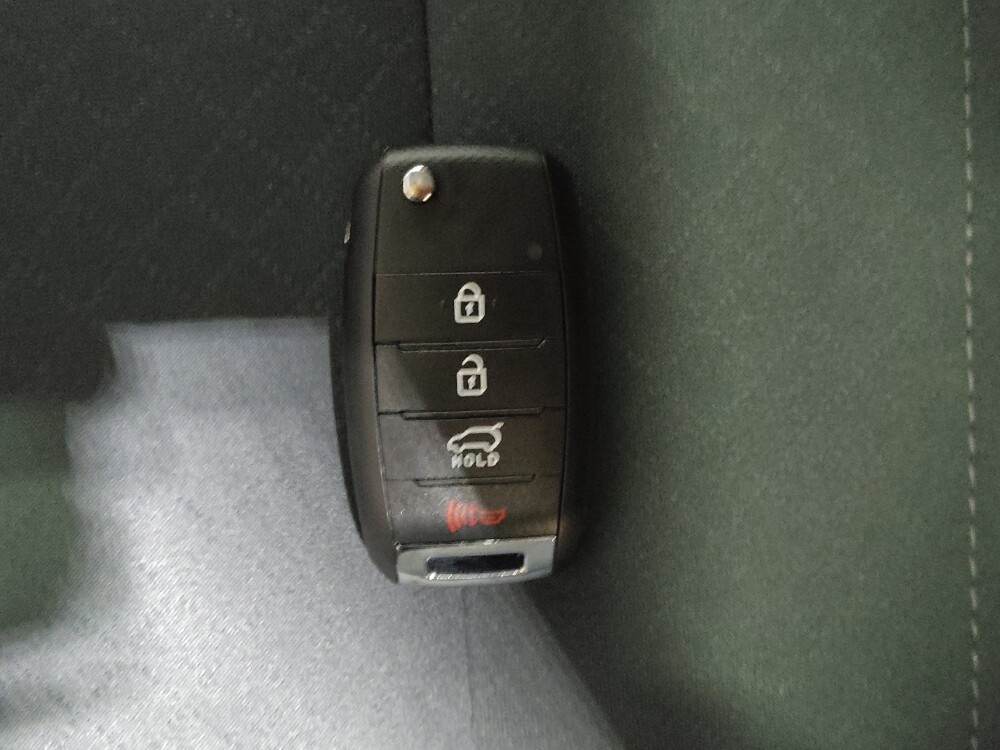 2019 Kia Sorento in Raleigh, NC 27604 - 18088568 32