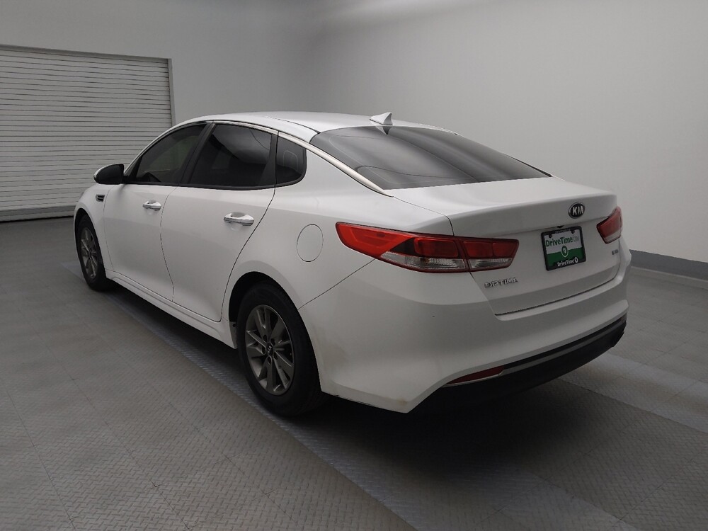 2016 Kia Optima in Wichita, KS 67207 - 18088575 5