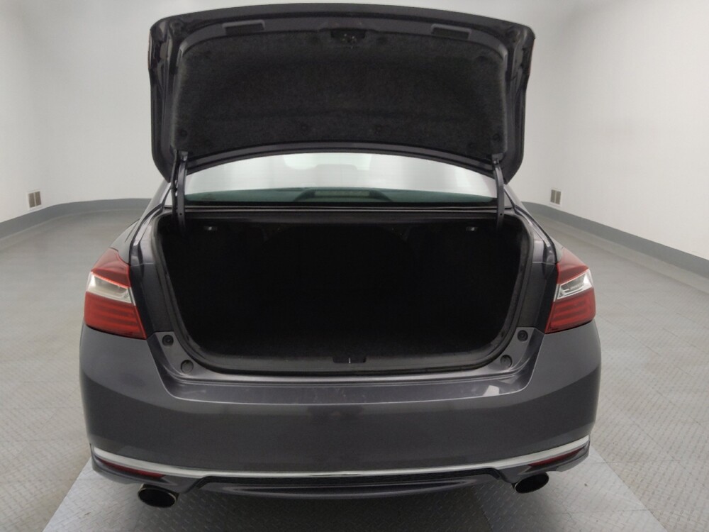 2017 Honda Accord in Wichita, KS 67207 - 18088577 29