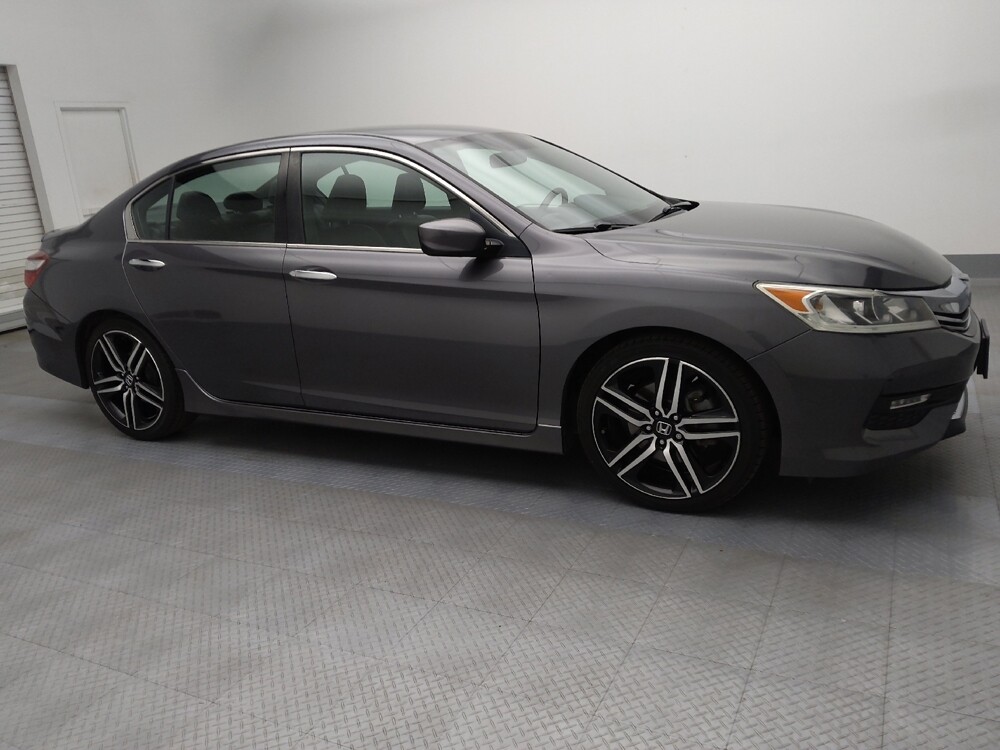 2017 Honda Accord in Wichita, KS 67207 - 18088577 11