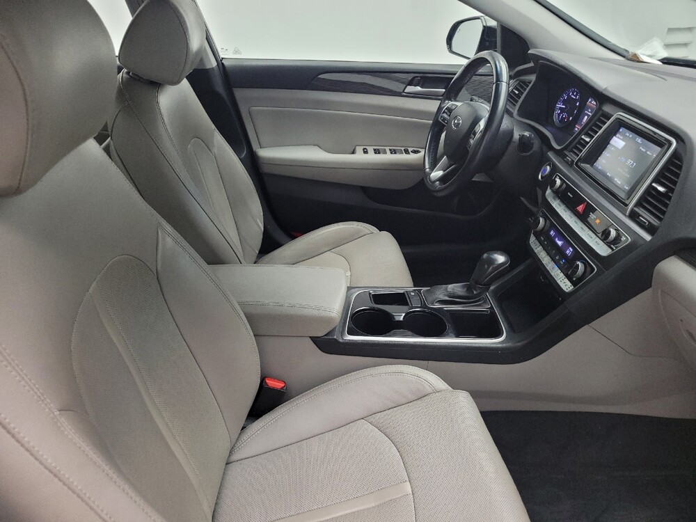 2018 Hyundai Sonata in Memphis, TN 38115 - 18088579 21