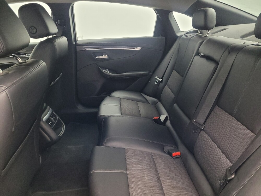 2019 Chevrolet Impala in Memphis, TN 38115 - 18088583 18