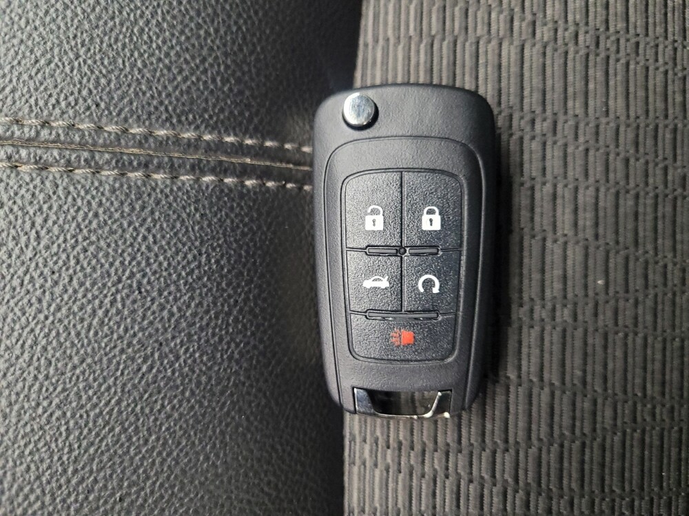 2019 Chevrolet Impala in Memphis, TN 38115 - 18088583 32