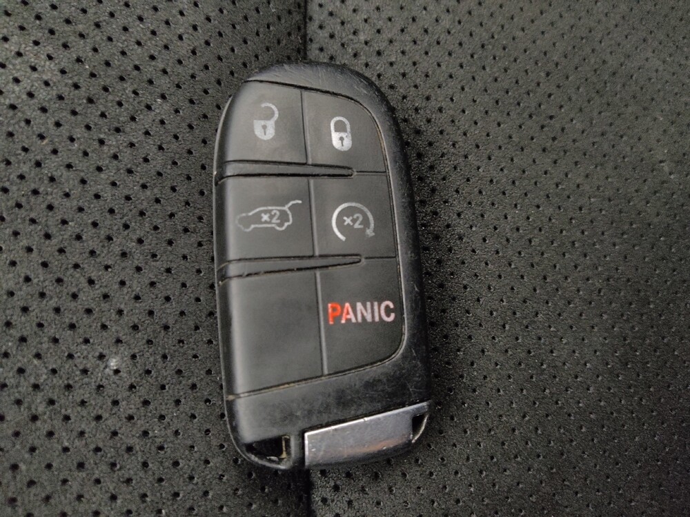 2019 Jeep Grand Cherokee in Houston, TX 77034 - 18088590 32