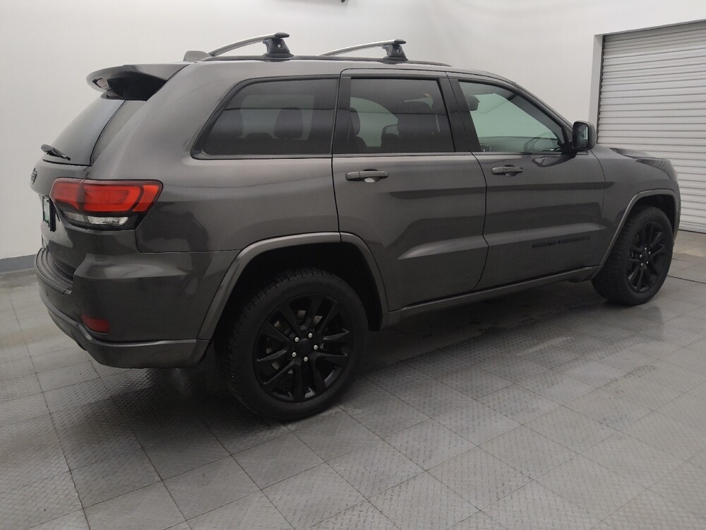 2019 Jeep Grand Cherokee in Houston, TX 77034 - 18088590 10