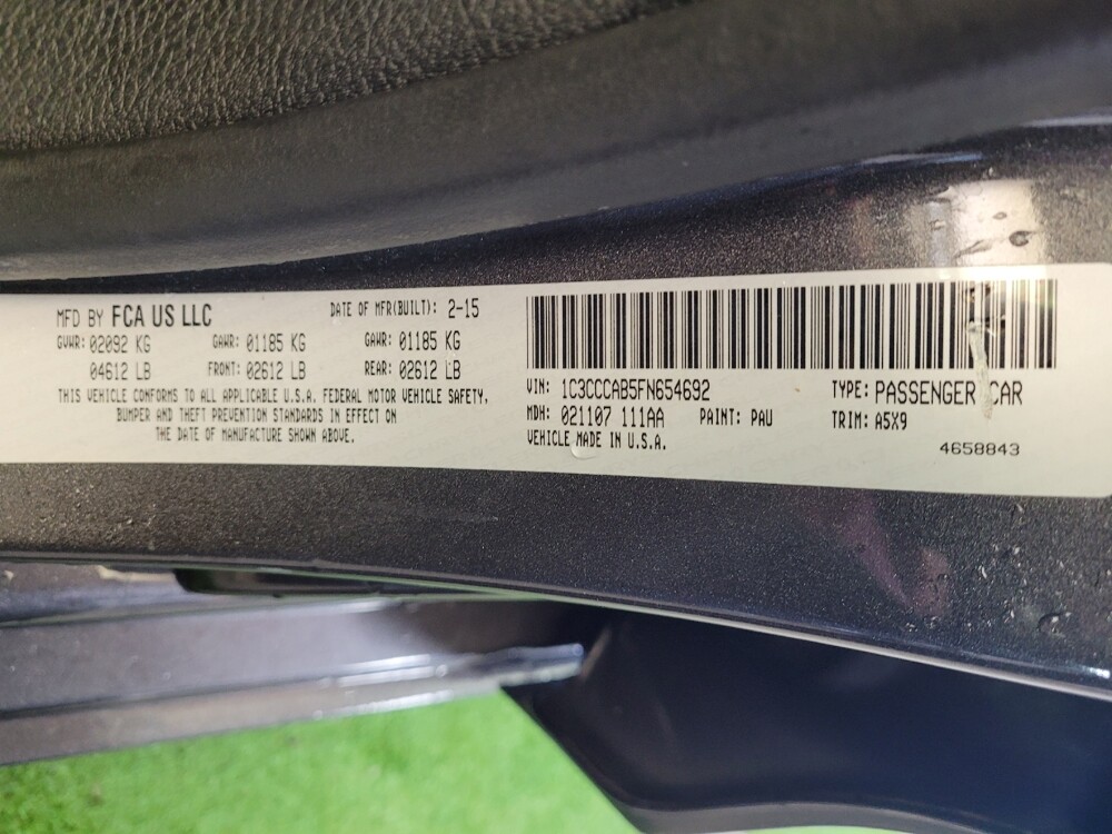 2015 Chrysler 200 in Louisville, KY 40258 - 18088602 33