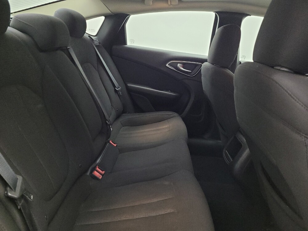 2015 Chrysler 200 in Louisville, KY 40258 - 18088602 19